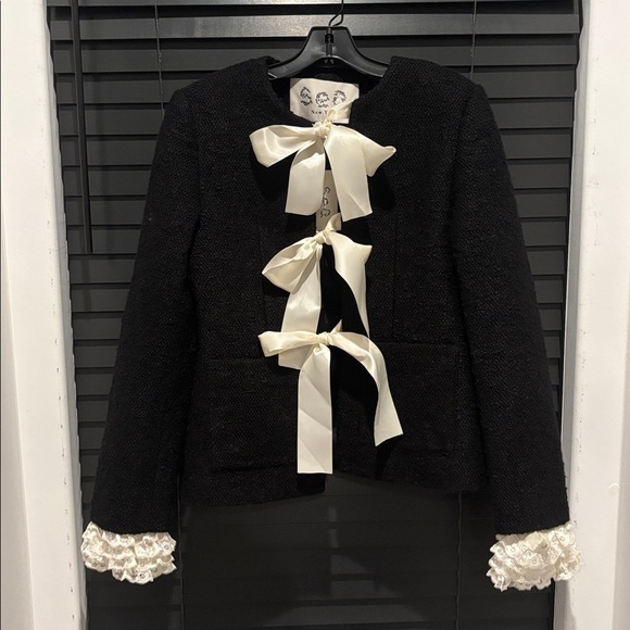 New! Sea New York Black Blazer with Cream Bows - Picture 4 of 7